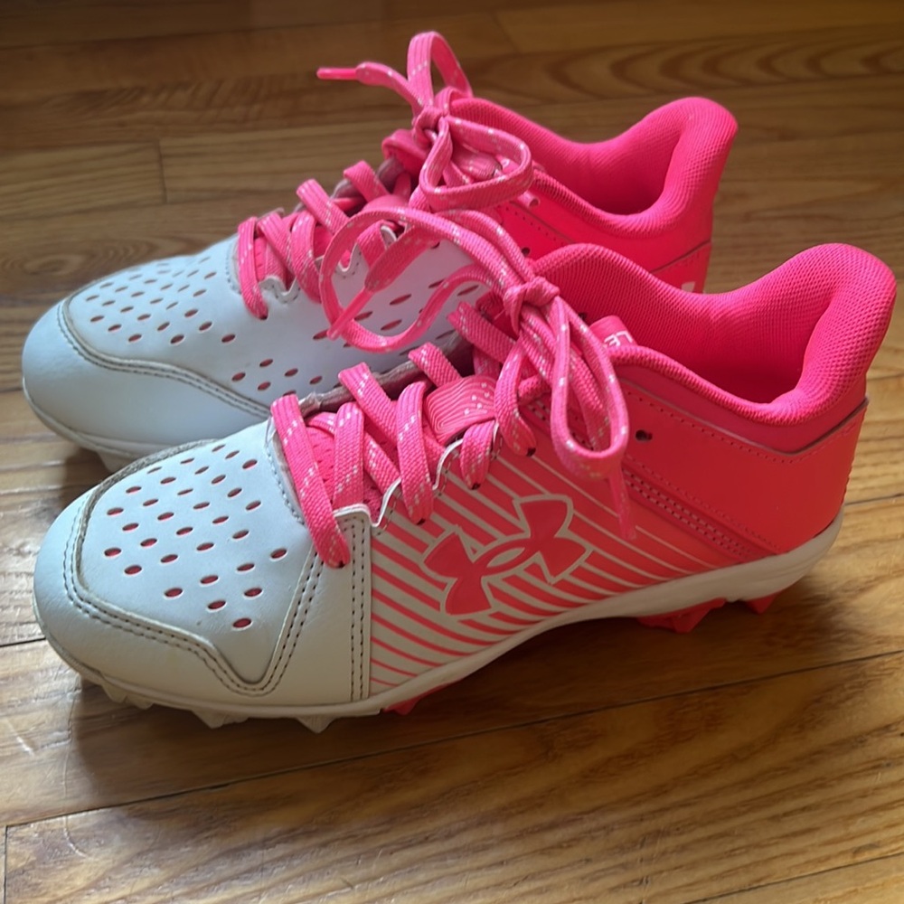 Girls Youth Under Armour Softball Cleat